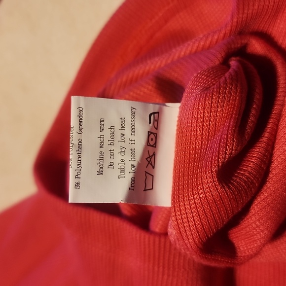 Dress - Picture 3 of 5